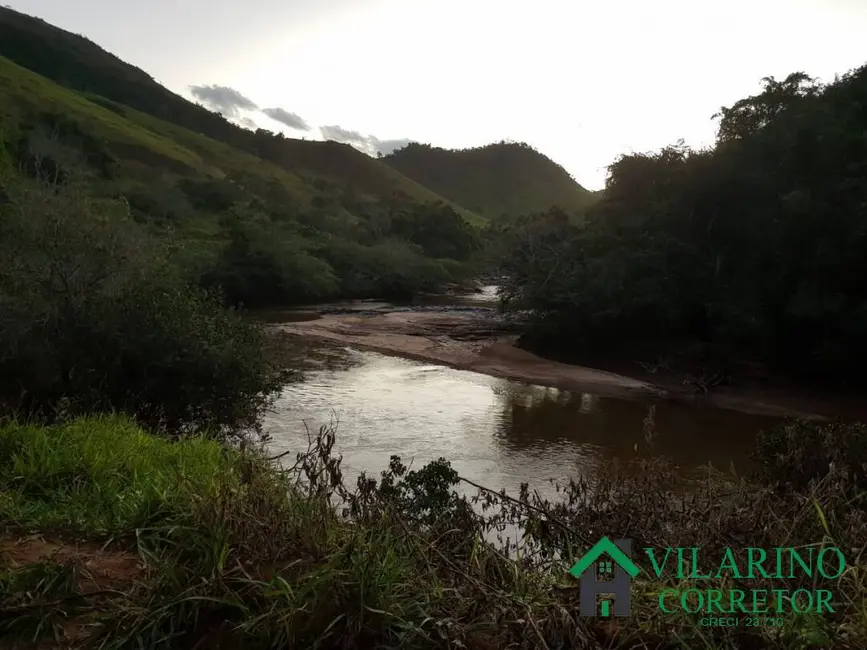 Fazenda / Haras com 3 quartos à venda, 115m2 em Ferros - MG - imagem 6 Foto 6 de Fazenda / Haras com 3 quartos à venda, 115m2 em Ferros - MG