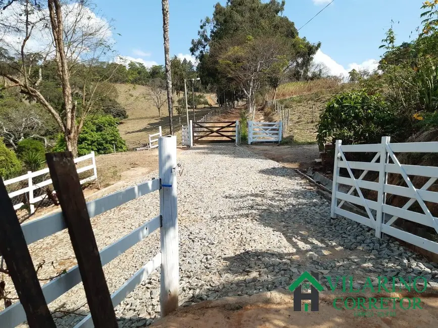 Foto 6 de Fazenda / Haras com 4 quartos à venda, 400m2 em Caete - MG