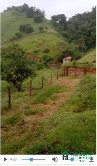 Fazenda / Haras à venda, 200m2 em Coroaci - MG - imagem 6 Foto 6 de Fazenda / Haras à venda, 200m2 em Coroaci - MG