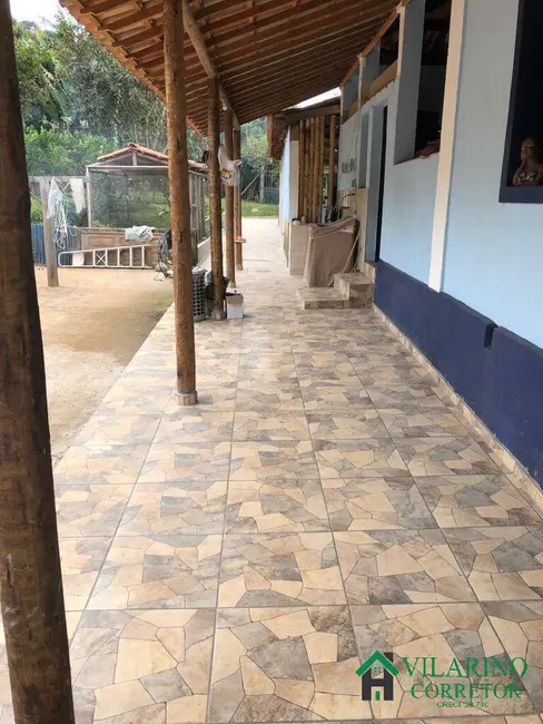 Fazenda / Haras com 6 quartos à venda, 270m2 em Conselheiro Lafaiete - MG - imagem 6 Foto 6 de Fazenda / Haras com 6 quartos à venda, 270m2 em Conselheiro Lafaiete - MG