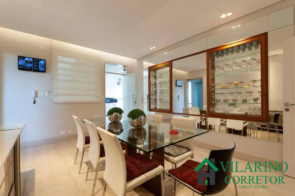Casa com 6 quartos à venda, 1450m2 em Cidade Jardim, Belo Horizonte - MG - imagem 6 Foto 6 de Casa com 6 quartos à venda, 1450m2 em Cidade Jardim, Belo Horizonte - MG