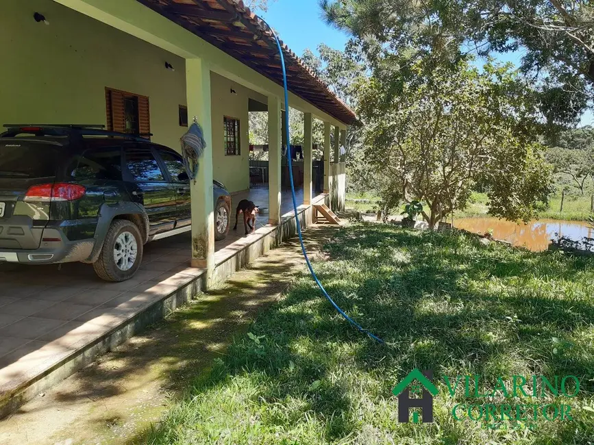 Foto 5 de Sítio / Rancho com 3 quartos à venda, 225m2 em Caete - MG
