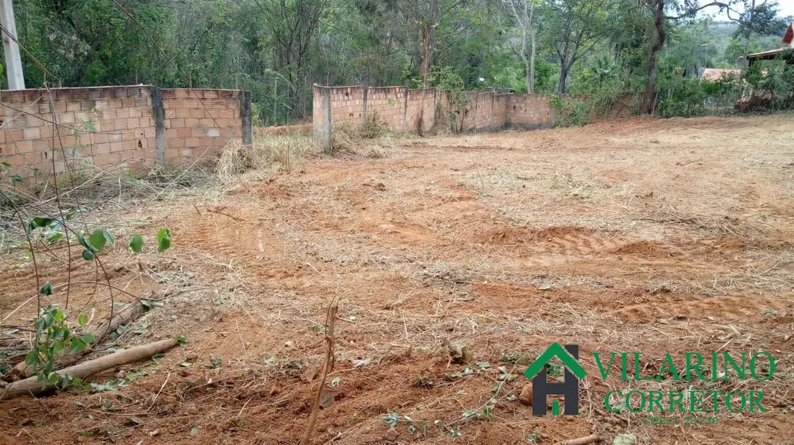 Foto 2 de Sítio / Rancho à venda, 10m2 em Taquaracu De Minas - MG
