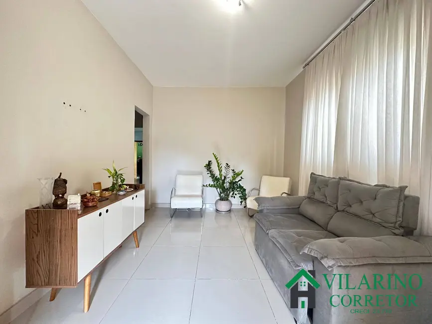 Foto 2 de Casa com 3 quartos à venda, 300m2 em São Cristóvão, Belo Horizonte - MG