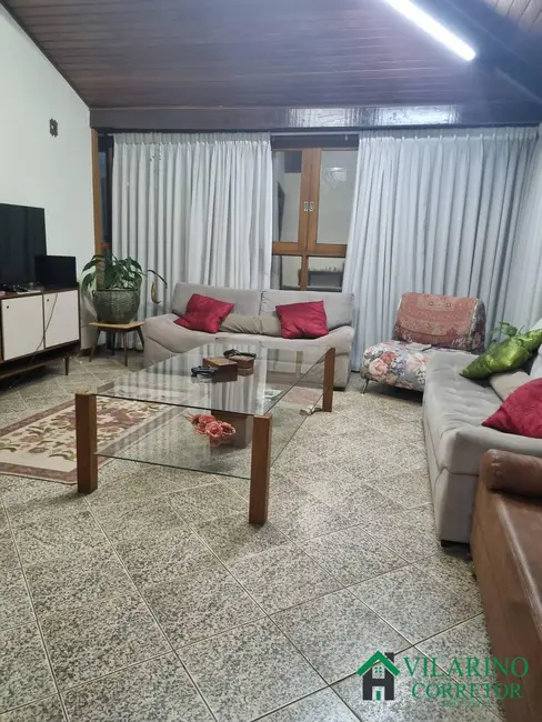 Casa com 5 quartos à venda e para alugar, 220m2 em Renascença, Belo Horizonte - MG - imagem 8 Foto 8 de Casa com 5 quartos à venda e para alugar, 220m2 em Renascença, Belo Horizonte - MG