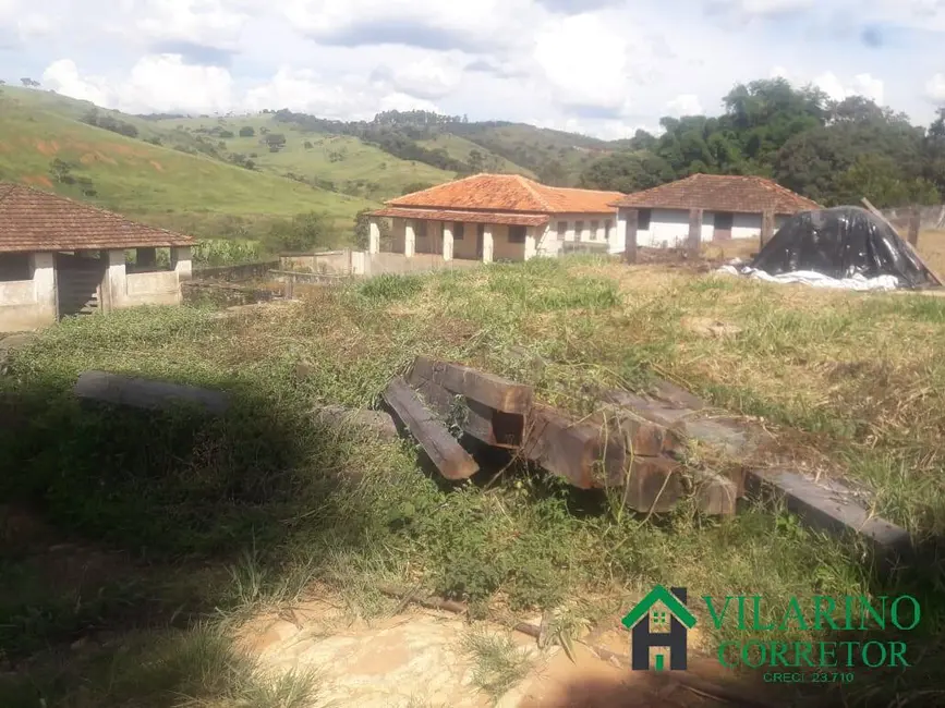 Foto 7 de Fazenda / Haras com 4 quartos à venda, 315m2 em Passa Tempo - MG