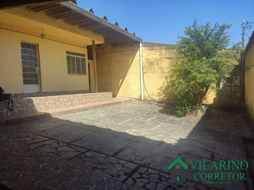Casa com 5 quartos à venda, 275m2 em Alípio de Melo, Belo Horizonte - MG - imagem 3 Foto 3 de Casa com 5 quartos à venda, 275m2 em Alípio de Melo, Belo Horizonte - MG