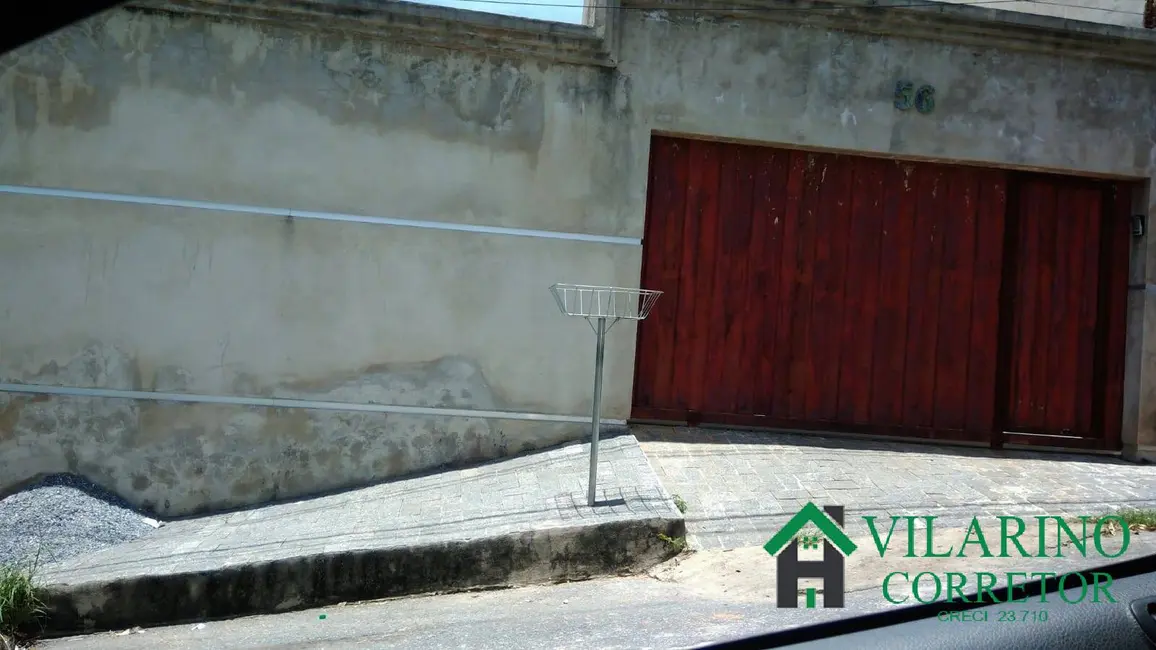 Foto 1 de Casa com 3 quartos à venda, 170m2 em Vespasiano - MG