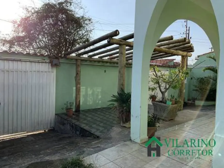 Casa com 4 quartos à venda, 225m2 em Rio Branco, Belo Horizonte - MG - imagem 3 Foto 3 de Casa com 4 quartos à venda, 225m2 em Rio Branco, Belo Horizonte - MG