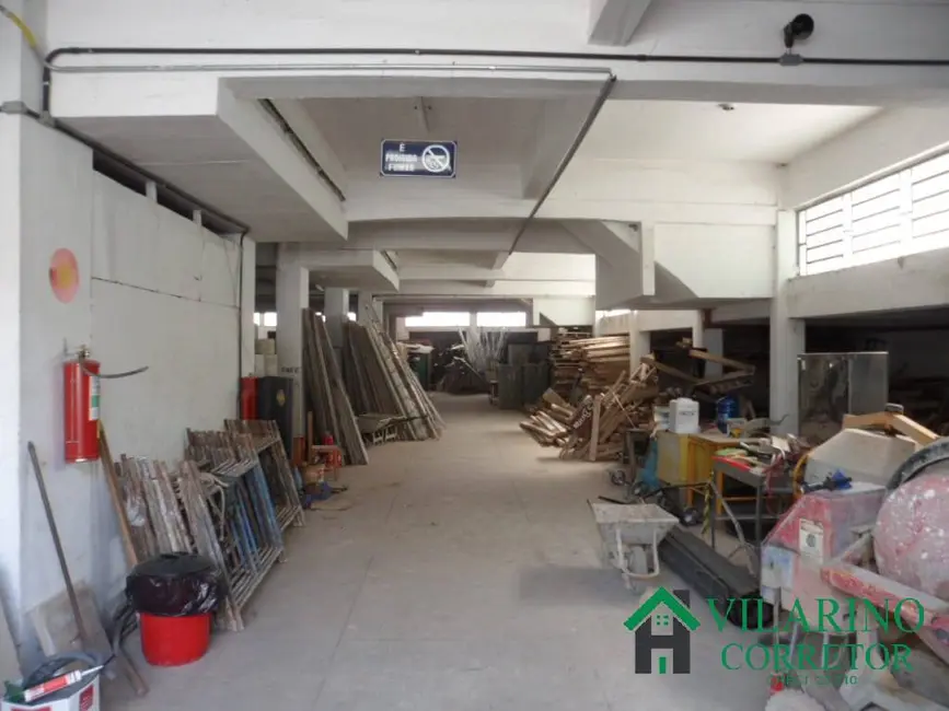 Armazém / Galpão à venda, 730m2 em Sagrada Família, Belo Horizonte - MG - imagem 7 Foto 7 de Armazém / Galpão à venda, 730m2 em Sagrada Família, Belo Horizonte - MG