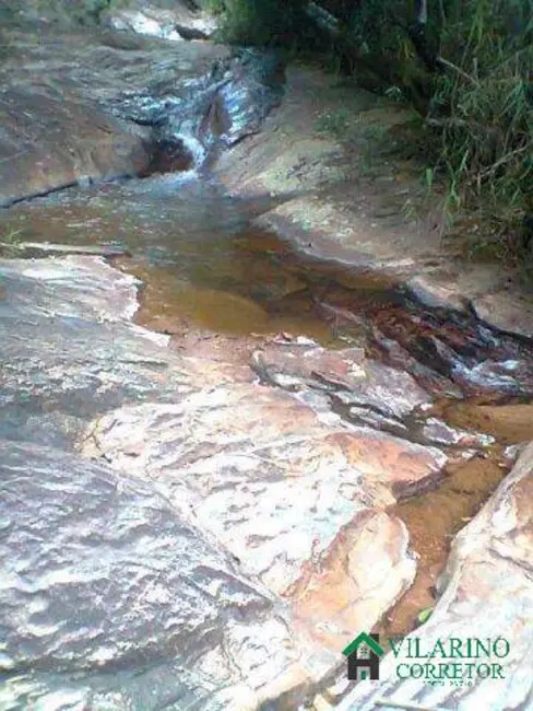Fazenda / Haras com 1 quarto à venda, 12m2 em Itabirito - MG - imagem 3 Foto 3 de Fazenda / Haras com 1 quarto à venda, 12m2 em Itabirito - MG