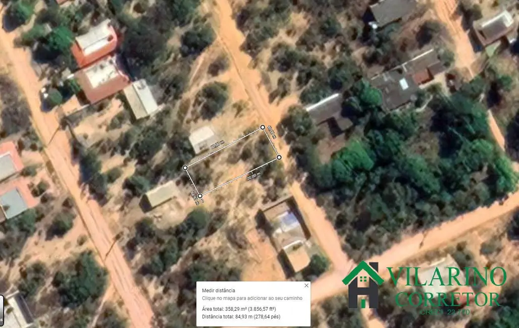 Foto 1 de Terreno / Lote à venda, 360m2 em Felixlandia - MG