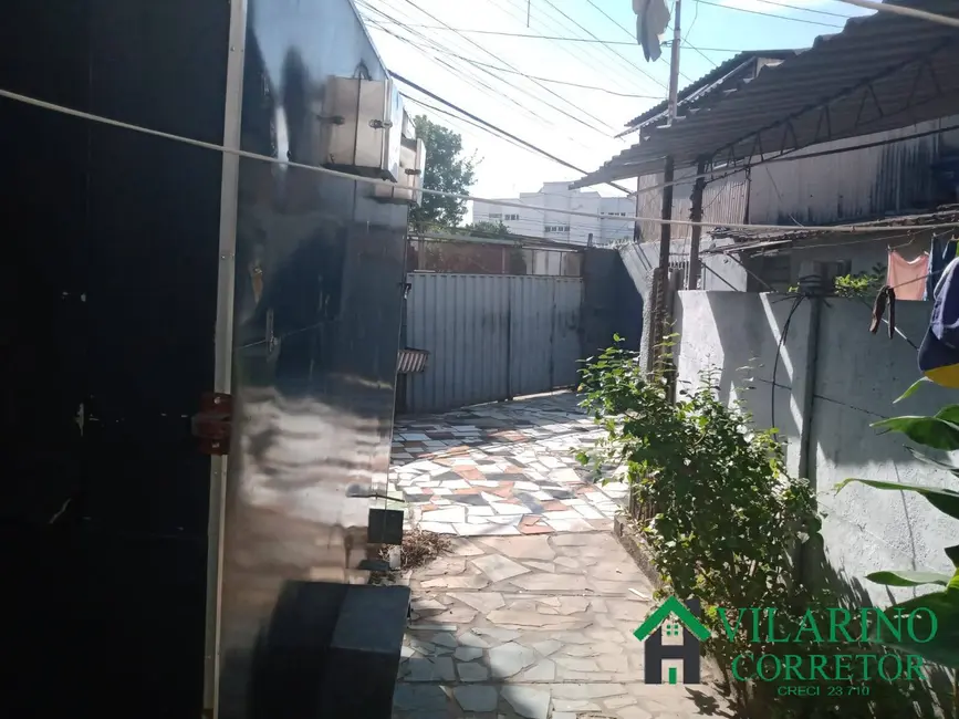Casa com 8 quartos à venda, 300m2 em Colégio Batista, Belo Horizonte - MG - imagem 6 Foto 6 de Casa com 8 quartos à venda, 300m2 em Colégio Batista, Belo Horizonte - MG