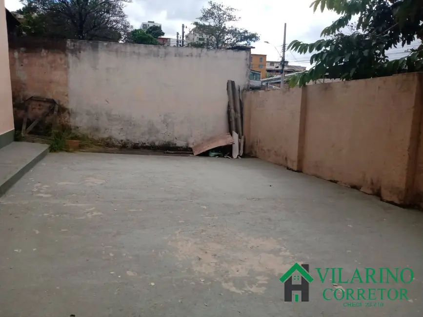 Casa com 3 quartos à venda, 400m2 em Concórdia, Belo Horizonte - MG - imagem 3 Foto 3 de Casa com 3 quartos à venda, 400m2 em Concórdia, Belo Horizonte - MG