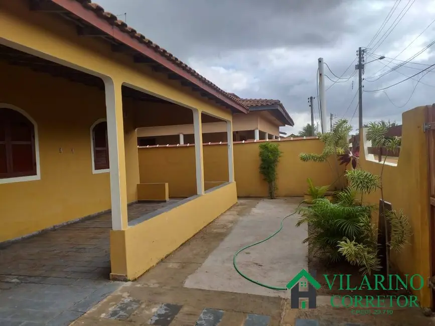 Casa com 3 quartos à venda, 360m2 em Praia dos Sonhos, Sao Francisco De Itabapoana - RJ - imagem 3 Foto 3 de Casa com 3 quartos à venda, 360m2 em Praia dos Sonhos, Sao Francisco De Itabapoana - RJ