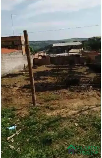 Foto 2 de Terreno / Lote à venda, 450m2 em Vespasiano - MG