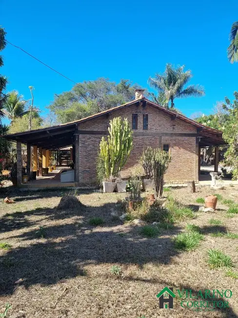Foto 1 de Sítio / Rancho com 2 quartos à venda, 400m2 em Pedro Leopoldo - MG