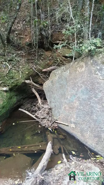 Sítio / Rancho à venda, 11900m2 em Taquaracu De Minas - MG - imagem 7 Foto 7 de Sítio / Rancho à venda, 11900m2 em Taquaracu De Minas - MG