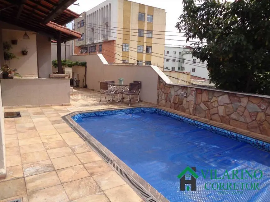 Casa com 4 quartos à venda, 313m2 em Renascença, Belo Horizonte - MG - imagem 4 Foto 4 de Casa com 4 quartos à venda, 313m2 em Renascença, Belo Horizonte - MG