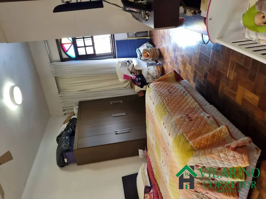 Foto 2 de Casa com 3 quartos à venda, 180m2 em Belo Horizonte - MG