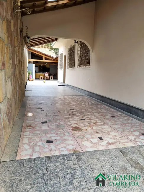 Foto 3 de Casa com 3 quartos à venda, 180m2 em Belo Horizonte - MG