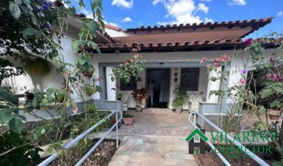 Foto 1 de Casa com 5 quartos à venda e para alugar, 500m2 em Colégio Batista, Belo Horizonte - MG