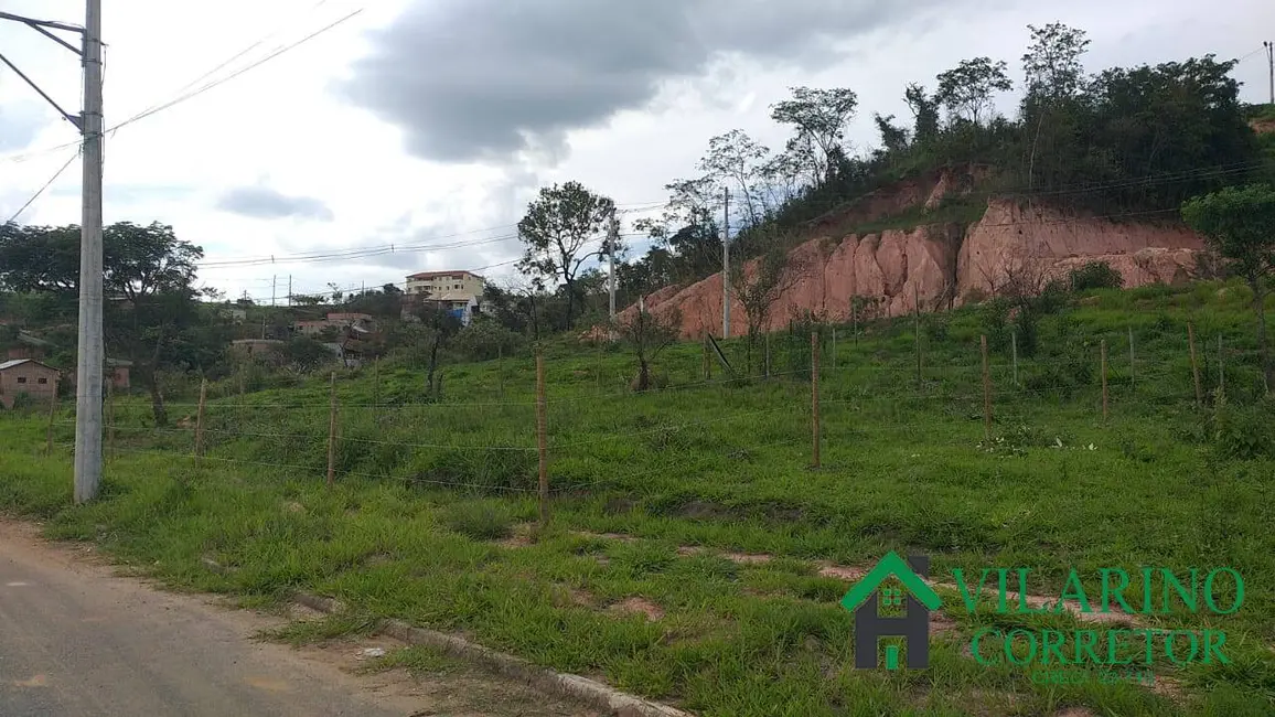 Foto 1 de Terreno / Lote à venda, 364m2 em Esmeraldas - MG