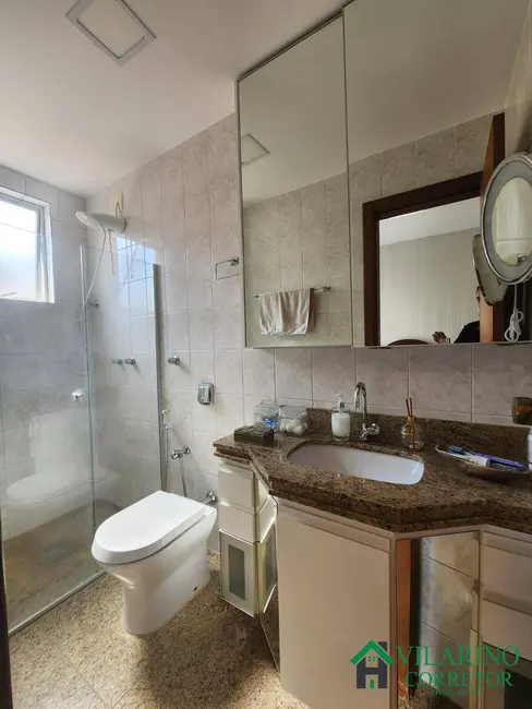 Apartamento com 3 quartos à venda, 128m2 em Santo Antônio, Belo Horizonte - MG - imagem 9 Foto 9 de Apartamento com 3 quartos à venda, 128m2 em Santo Antônio, Belo Horizonte - MG