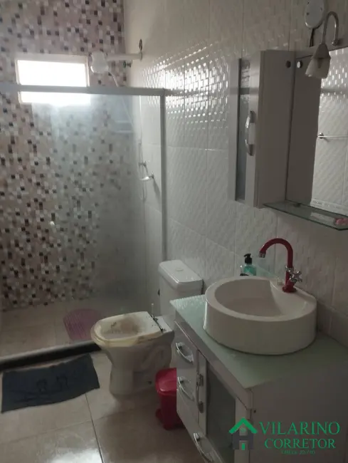 Casa com 4 quartos à venda, 180m2 em Arraial Do Cabo - RJ - imagem 5 Foto 5 de Casa com 4 quartos à venda, 180m2 em Arraial Do Cabo - RJ