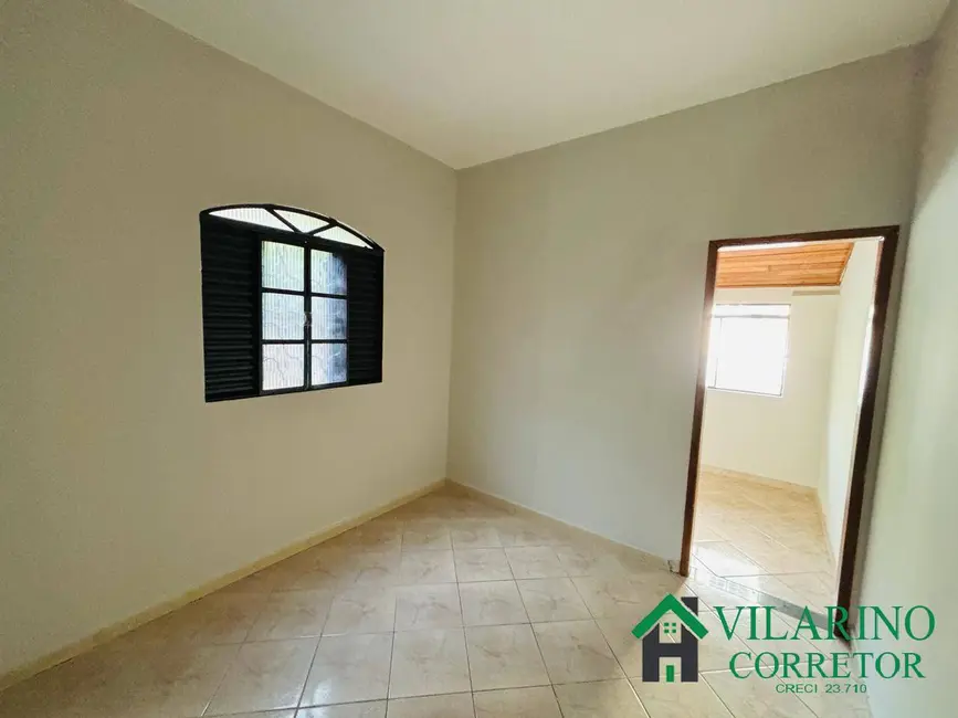 Foto 1 de Casa com 3 quartos à venda, 140m2 em Vespasiano - MG