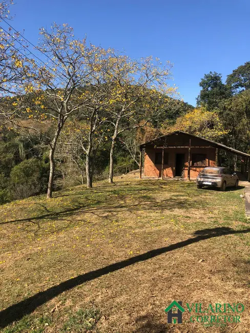 Foto 1 de Fazenda / Haras com 2 quartos à venda, 200m2 em Caete - MG