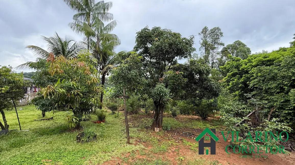 Sítio / Rancho com 3 quartos à venda, 220m2 em Vespasiano - MG - imagem 4 Foto 4 de Sítio / Rancho com 3 quartos à venda, 220m2 em Vespasiano - MG