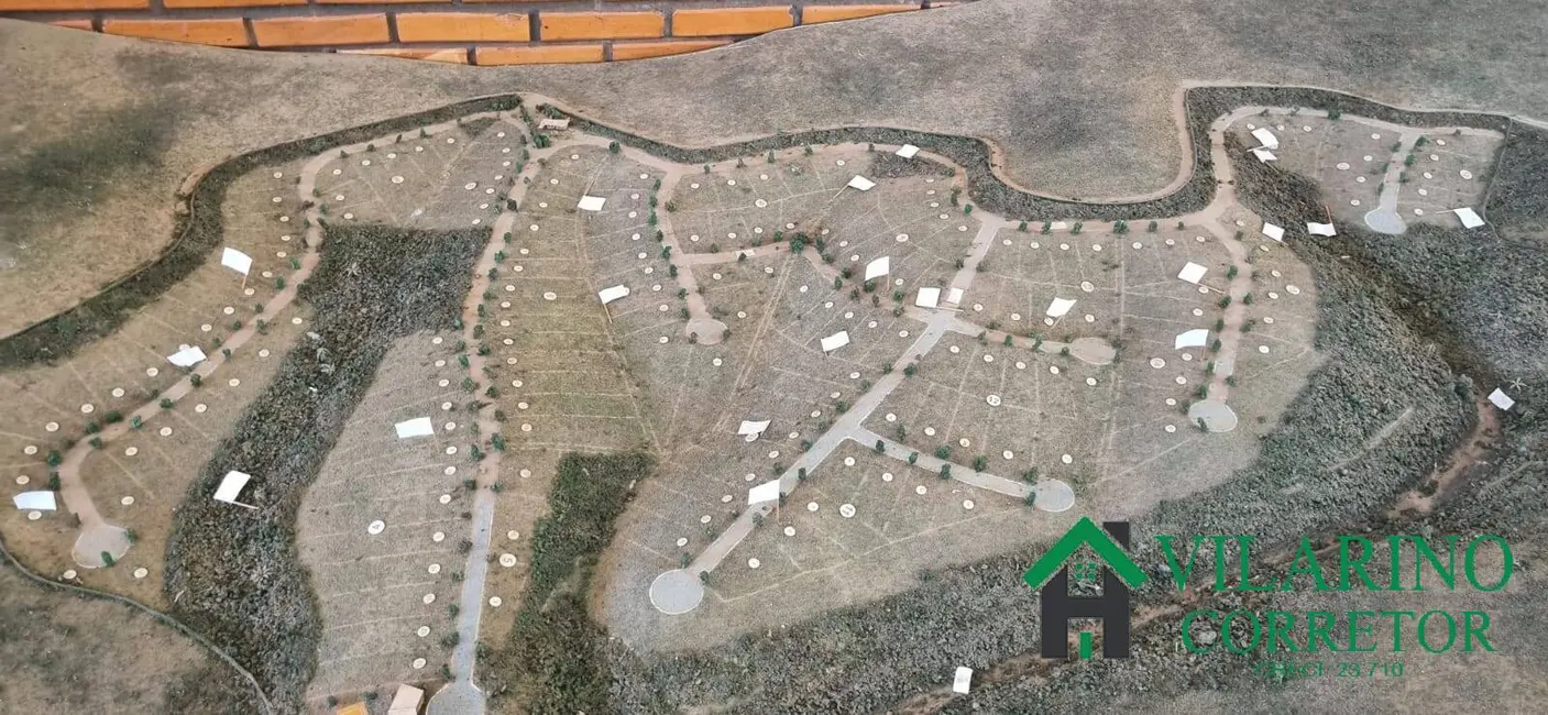 Foto 2 de Terreno / Lote à venda, 1031m2 em Rio Acima - MG