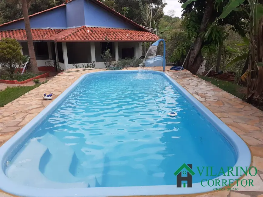 Foto 1 de Sítio / Rancho com 3 quartos à venda, 400m2 em Sabara - MG