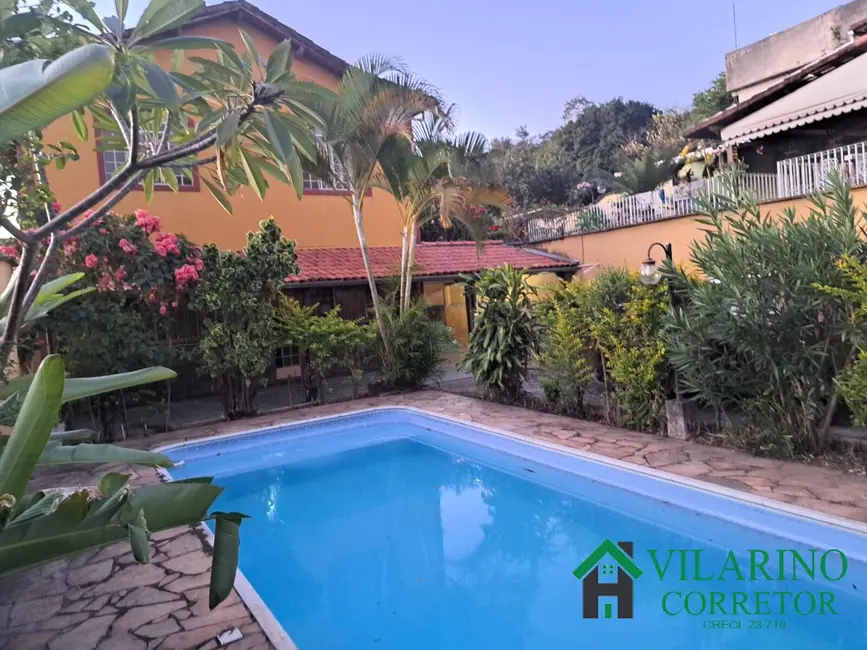 Foto 1 de Casa com 4 quartos à venda, 285m2 em Pousada Santo Antônio, Belo Horizonte - MG