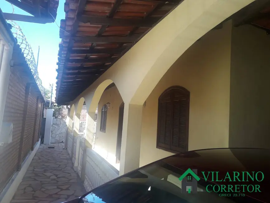 Casa com 4 quartos à venda, 720m2 em Fazenda Castro, Ribeirao Das Neves - MG - imagem 6 Foto 6 de Casa com 4 quartos à venda, 720m2 em Fazenda Castro, Ribeirao Das Neves - MG