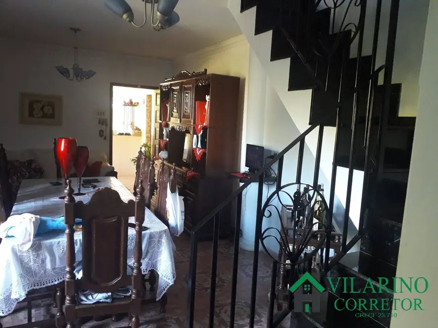 Casa com 4 quartos à venda, 720m2 em Fazenda Castro, Ribeirao Das Neves - MG - imagem 7 Foto 7 de Casa com 4 quartos à venda, 720m2 em Fazenda Castro, Ribeirao Das Neves - MG