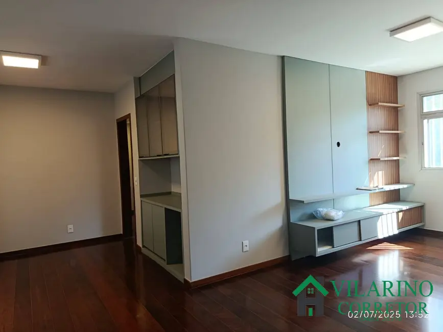 Foto 2 de Apartamento com 3 quartos à venda, 130m2 em Sion, Belo Horizonte - MG
