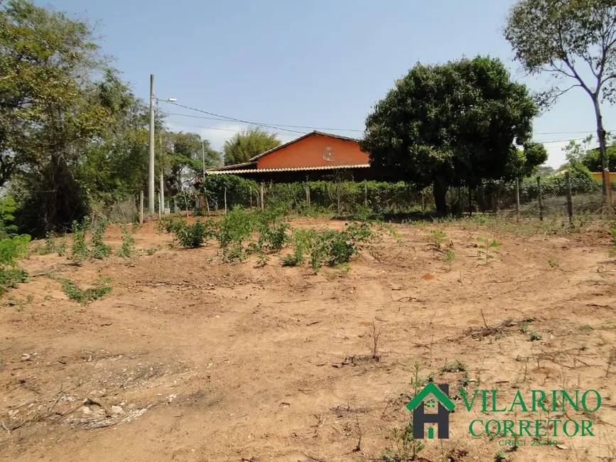 Foto 1 de Terreno / Lote à venda, 1000m2 em Santana Do Riacho - MG