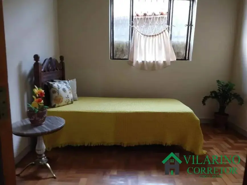 Casa com 4 quartos à venda, 246m2 em Camargos, Belo Horizonte - MG - imagem 6 Foto 6 de Casa com 4 quartos à venda, 246m2 em Camargos, Belo Horizonte - MG