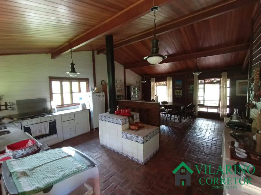 Foto 3 de Sítio / Rancho com 4 quartos à venda em Santana Do Riacho - MG