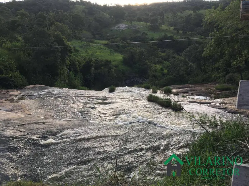 Foto 4 de Fazenda / Haras com 4 quartos à venda, 400m2 em Nova Uniao - MG