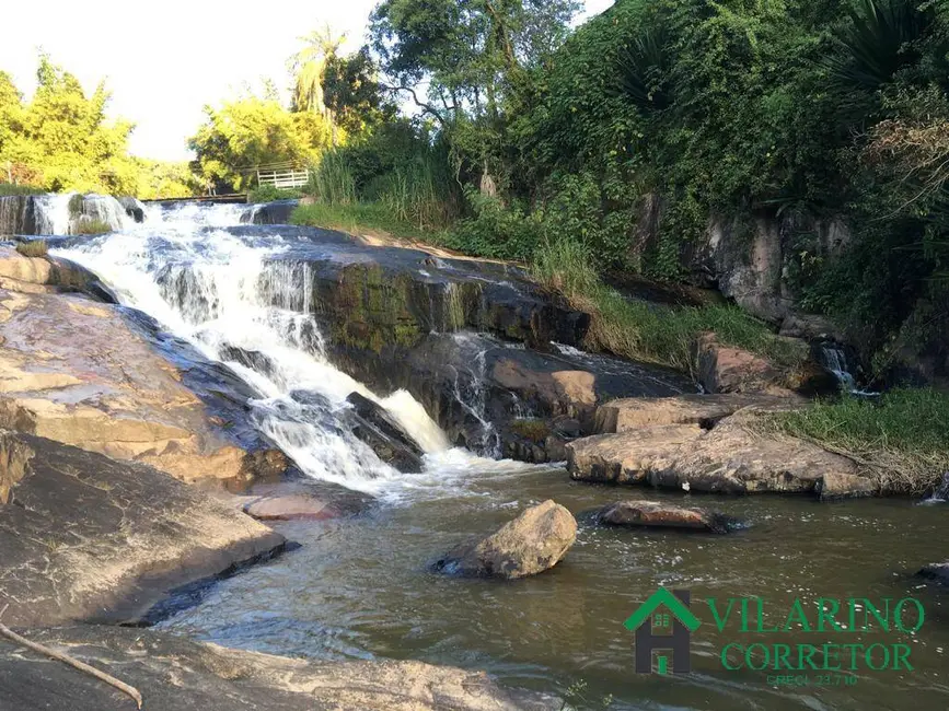 Foto 5 de Fazenda / Haras com 4 quartos à venda, 400m2 em Nova Uniao - MG