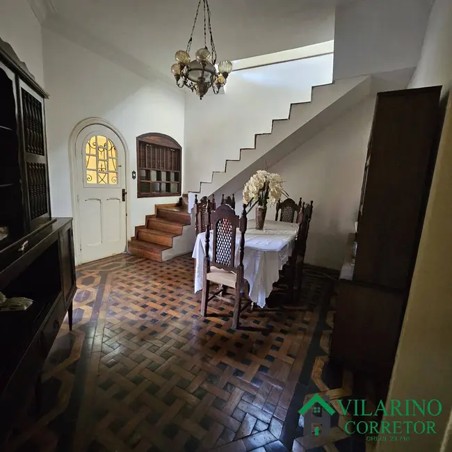 Casa com 4 quartos à venda e para alugar, 185m2 em Floresta, Belo Horizonte - MG - imagem 6 Foto 6 de Casa com 4 quartos à venda e para alugar, 185m2 em Floresta, Belo Horizonte - MG