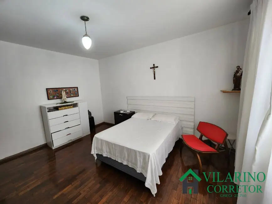 Casa com 9 quartos à venda, 250m2 em Nova Floresta, Belo Horizonte - MG - imagem 6 Foto 6 de Casa com 9 quartos à venda, 250m2 em Nova Floresta, Belo Horizonte - MG