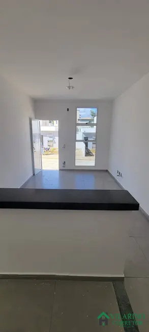 Foto 4 de Casa com 3 quartos à venda, 60m2 em Santa Luzia - MG