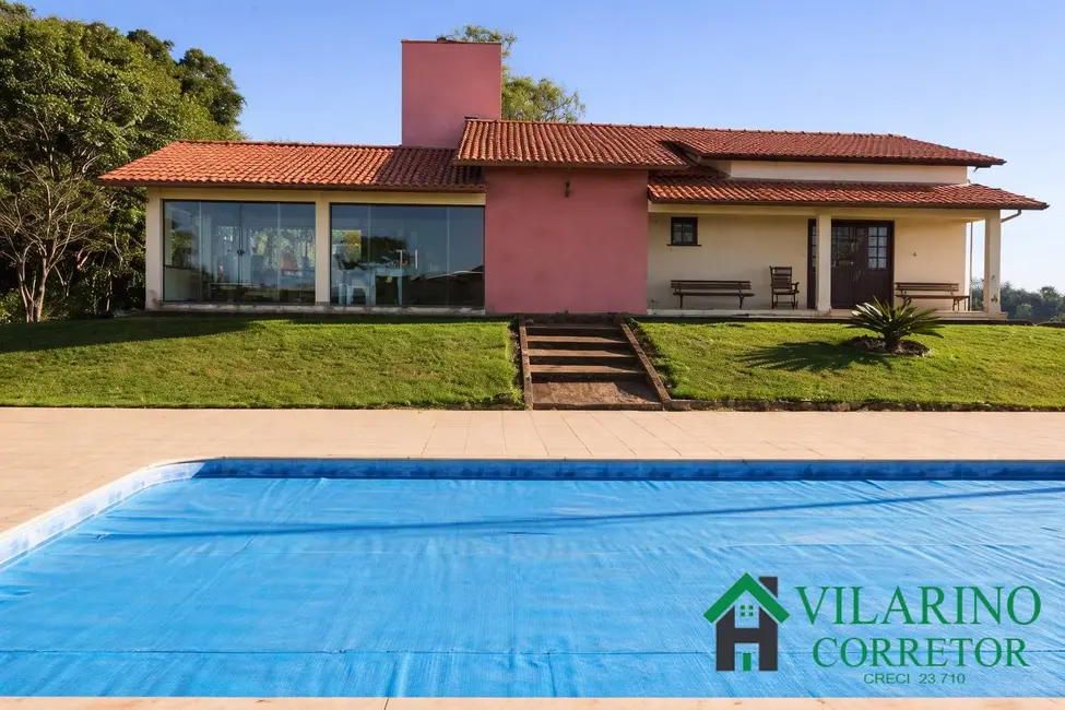 Foto 2 de Sítio / Rancho com 3 quartos à venda, 500m2 em Santana Dos Montes - MG