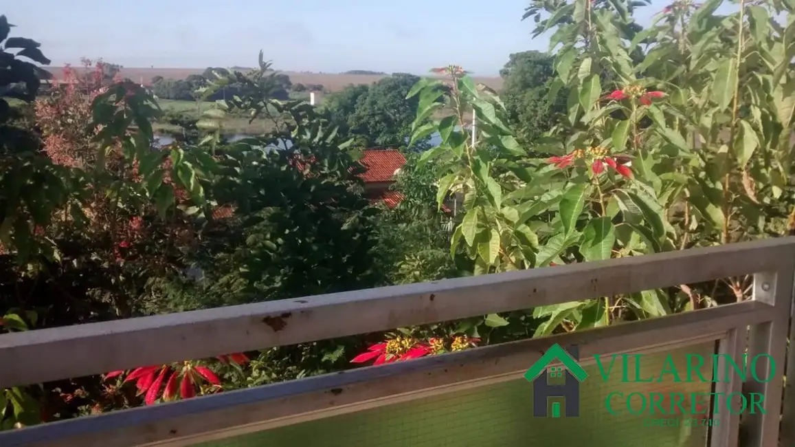 Foto 4 de Casa com 3 quartos à venda, 1400m2 em Morada Nova De Minas - MG