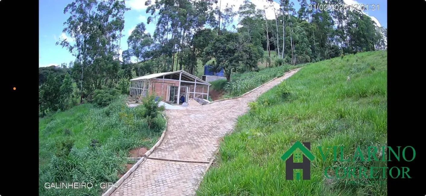 Sítio / Rancho com 2 quartos à venda, 120m2 em Santana Dos Montes - MG - imagem 1 Foto 1 de Sítio / Rancho com 2 quartos à venda, 120m2 em Santana Dos Montes - MG