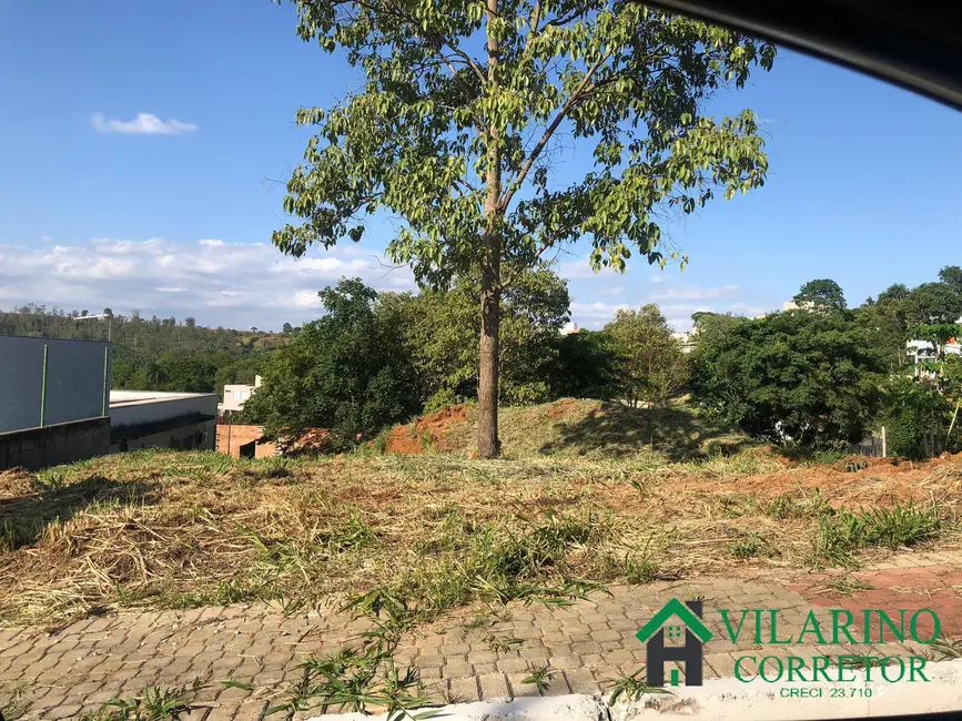 Foto 4 de Terreno / Lote à venda, 1000m2 em Confins - MG